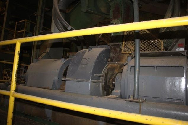 Bauer 411 Refiner Plywood OSB and Panel Board